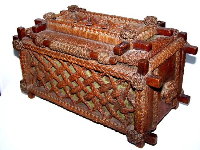 A Wonderful 19th century Sailor-Made "Nautical Fancy Ropework" Box.
